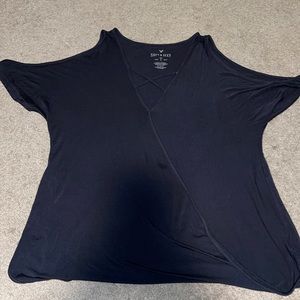 American Eagle Outfitters - Flowy T-Shirt - Size: M